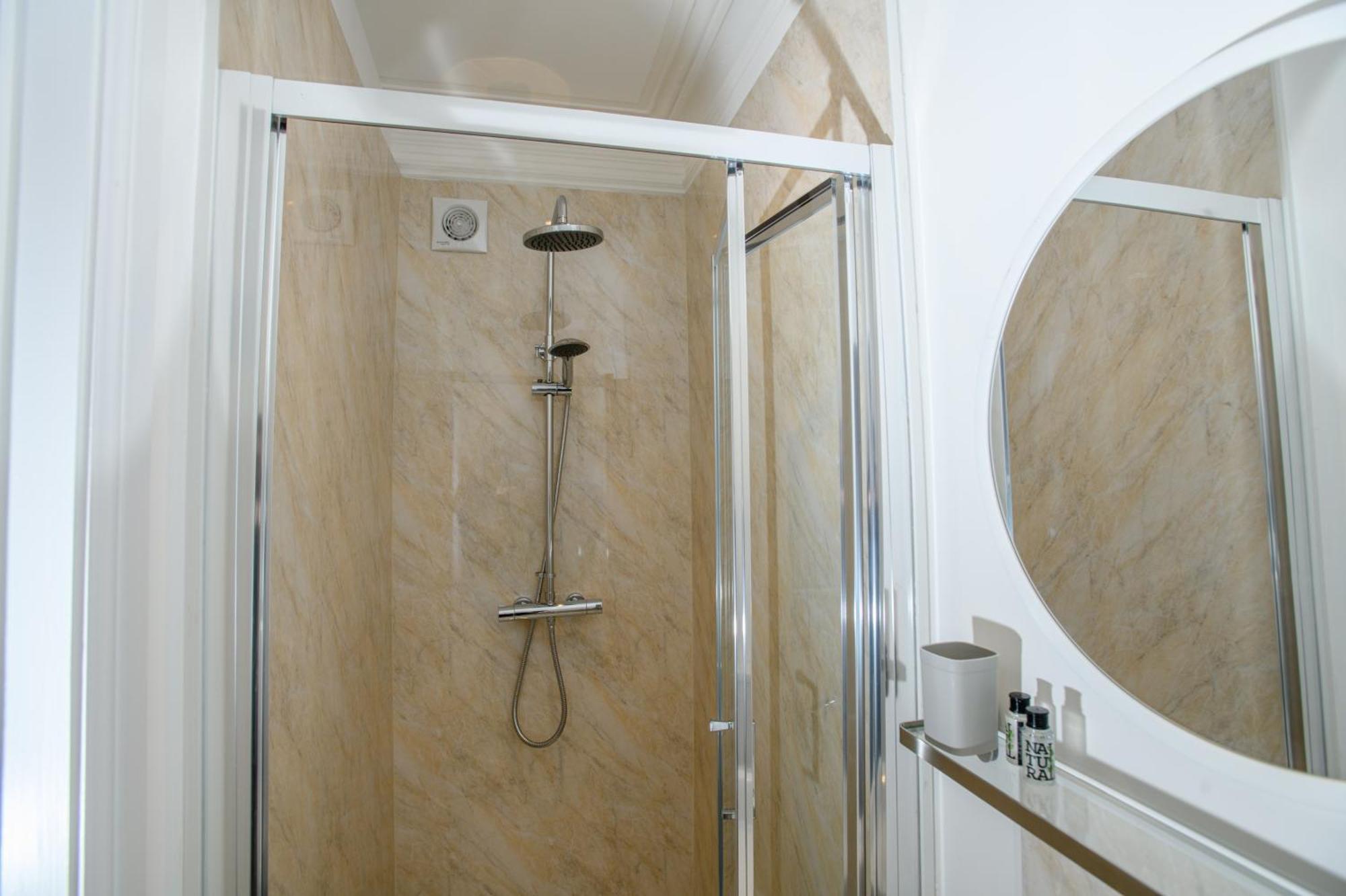 Tavmar Accommodation Lincoln Dış mekan fotoğraf